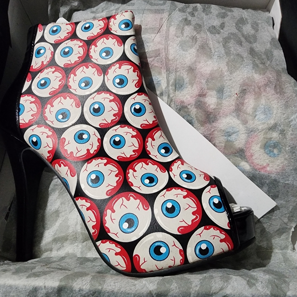 Iron Fist Eyeball Booties